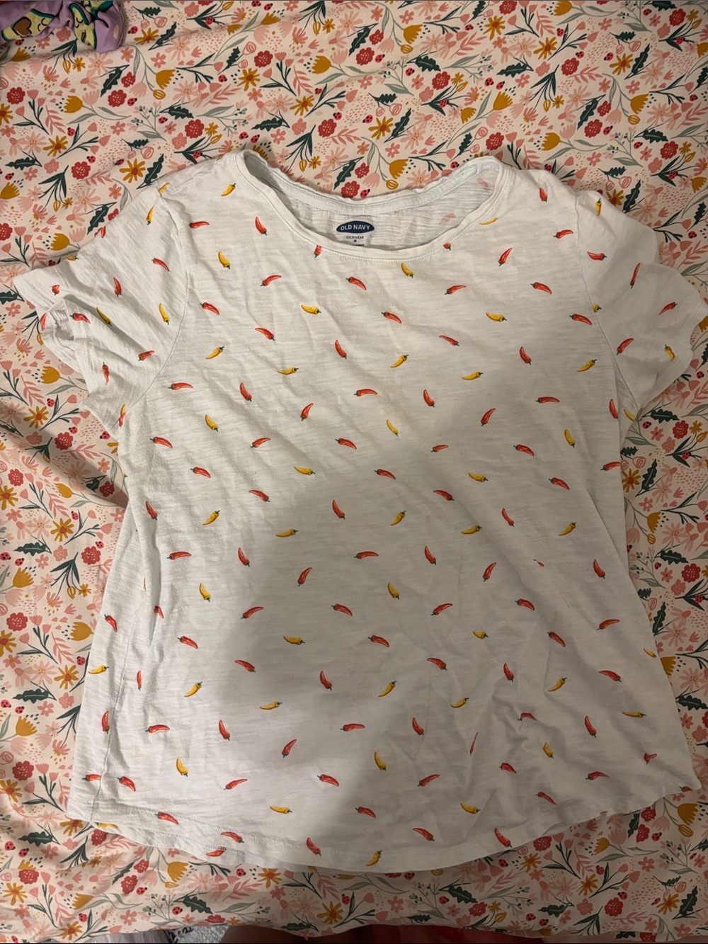 Old Navy White Short Sleeve Tee with Red and Yellow Feather Motif